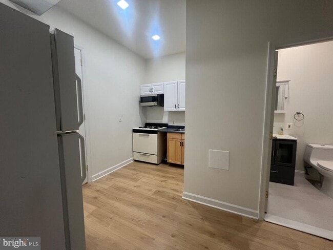 Foto del edificio - 1324 H St NE