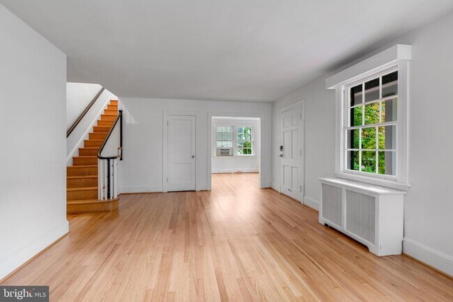 Foto del edificio - 4215 Chesapeake St NW