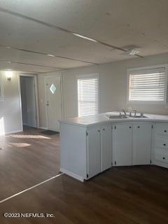 Foto del edificio - 8817 NW 219 St