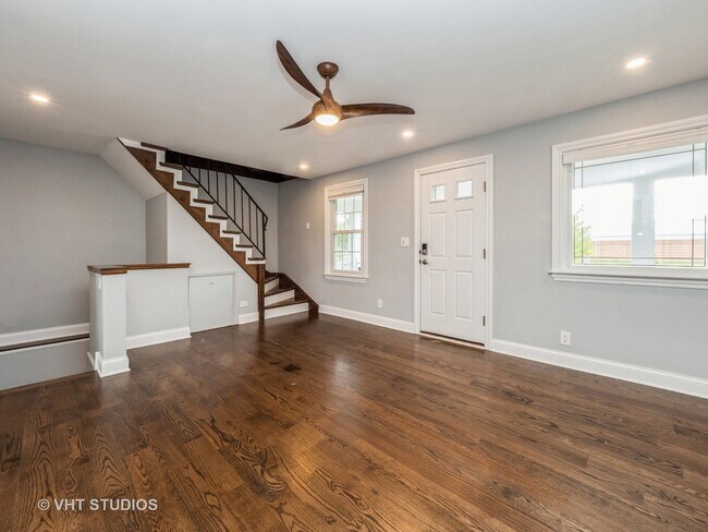 Foto del edificio - 408 S Mitchell Ave