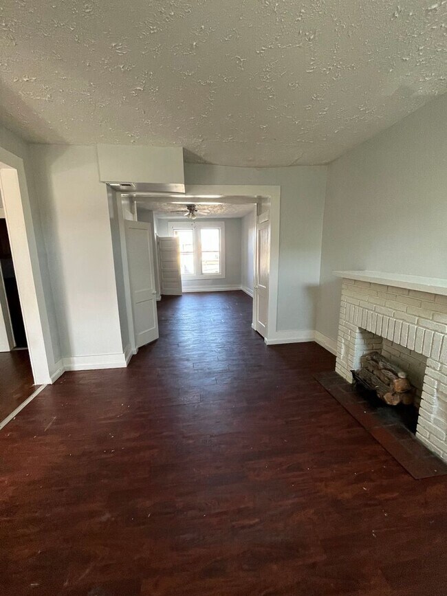 Foto del edificio - NEW 3BEDS/1.5BATH HOME FOR RENT!