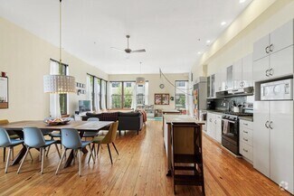 Building Photo - 87 Brookside Ave