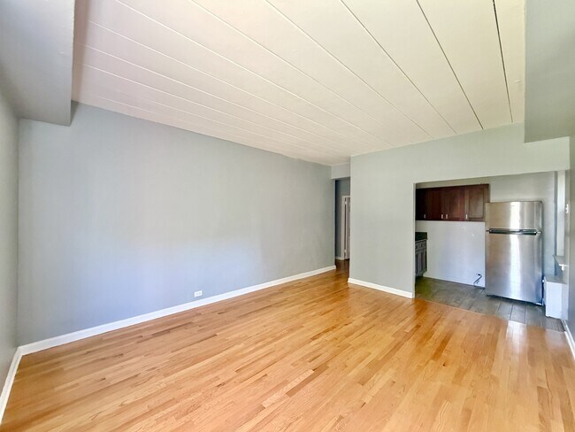 Foto del edificio - 1360 W Touhy Ave