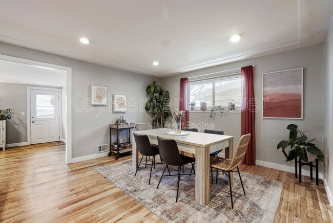 Building Photo - 2484 Pierce St