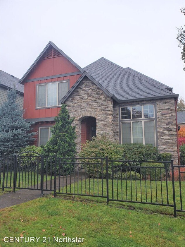 Primary Photo - 3 br, 2.5 bath House - 21315 SW Baler Way