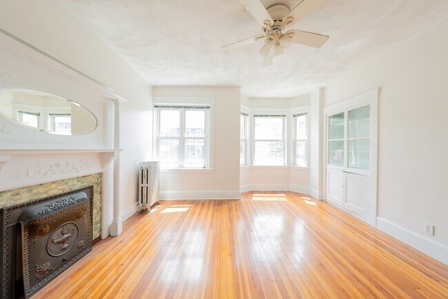 Building Photo - 281 Highland Ave