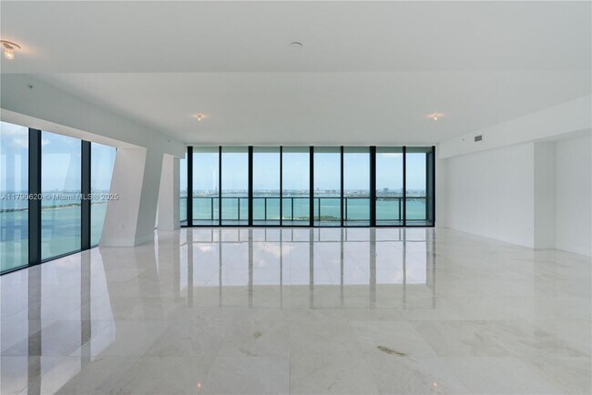 Foto del edificio - 788 NE 23rd St