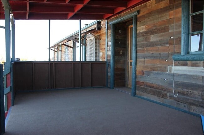 Foto del edificio - 2855 Hollister Rd