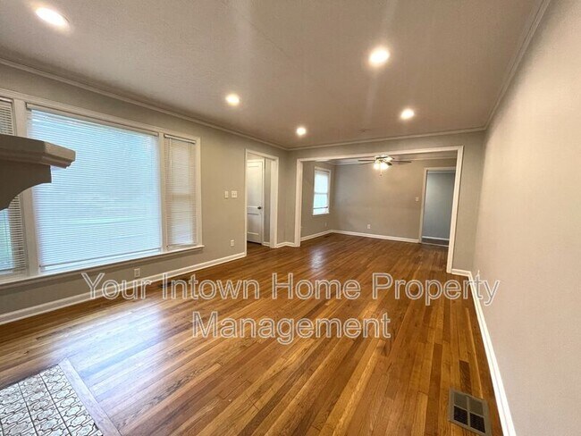 Building Photo - 430 Lynnhaven Dr SW