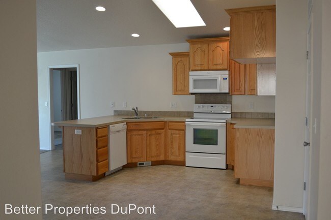 Foto del edificio - 3608 Hepburn St NE