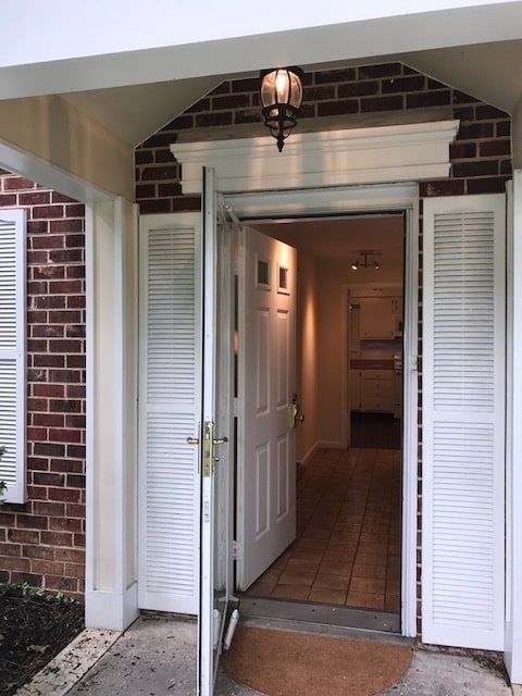 Building Photo - 10805 Pearson St