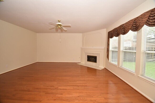 Foto del edificio - 3810 Buckley Ln