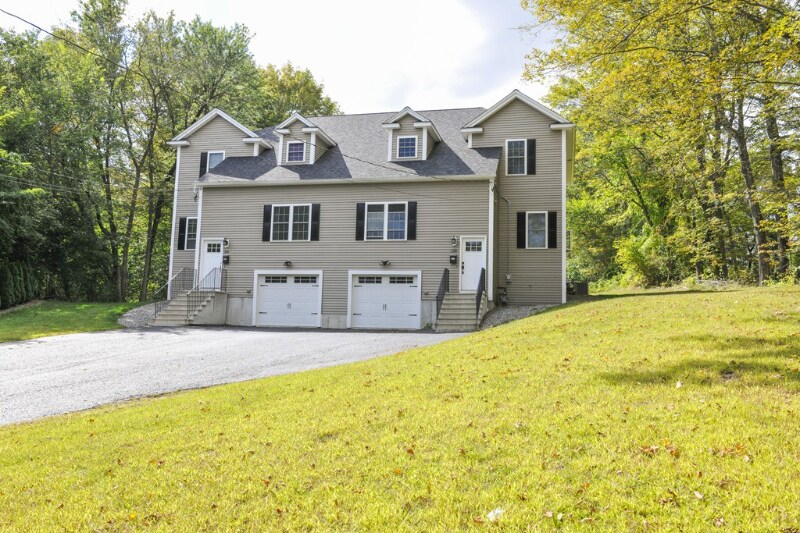 13 High St Unit B, Grafton, MA 01536 Condo for Rent in Grafton, MA