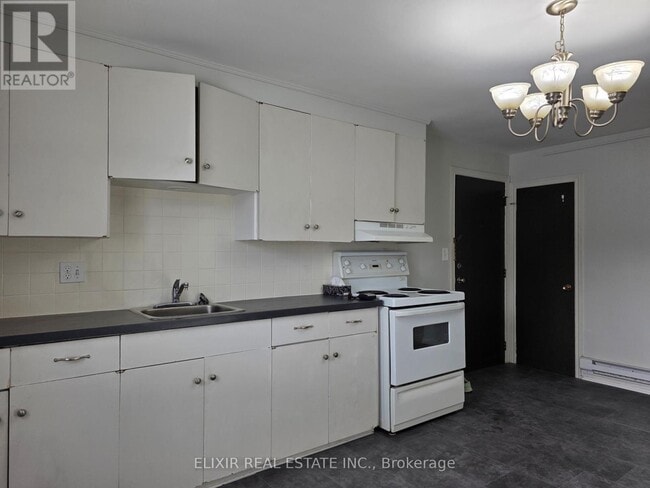 Building Photo - 362 Grey St