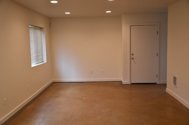 Building Photo - 8372 Wabash Ave S