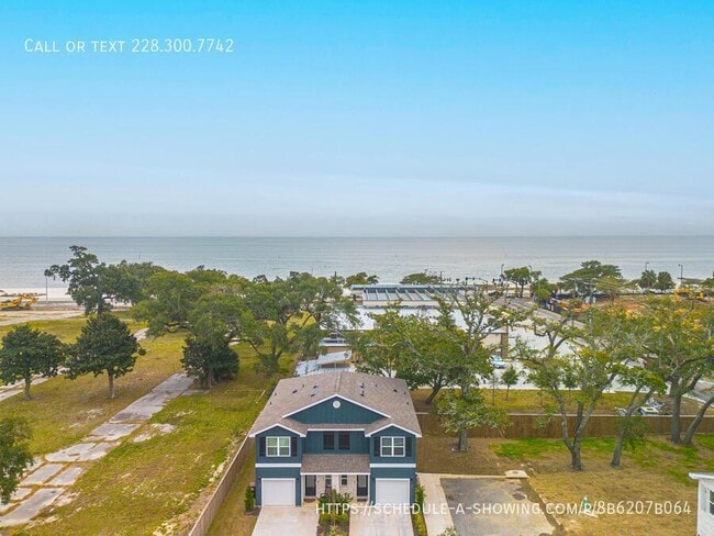 Photo - 114 Debuys Rd Townhome