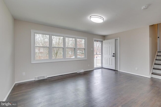 Foto del edificio - 212 Locust Trail