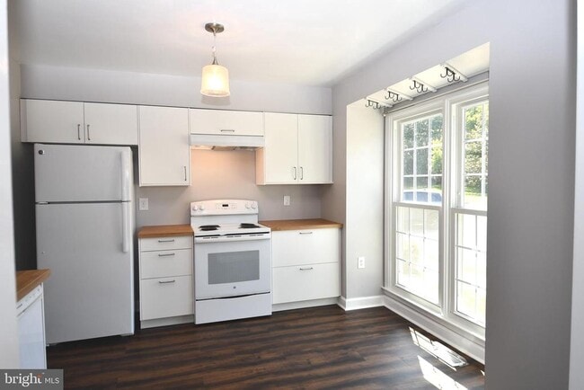 Building Photo - 5714 Lofthill Ct