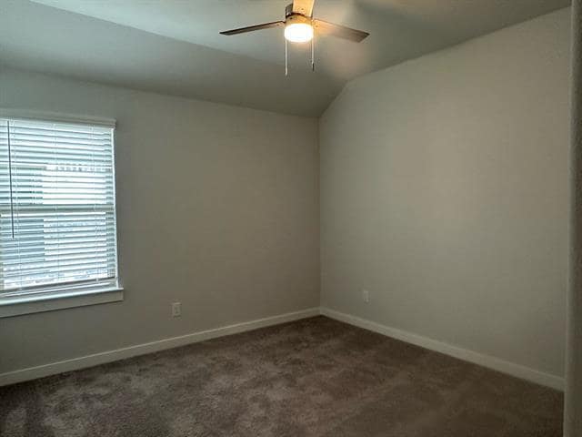 Building Photo - 1606 Dove Dr