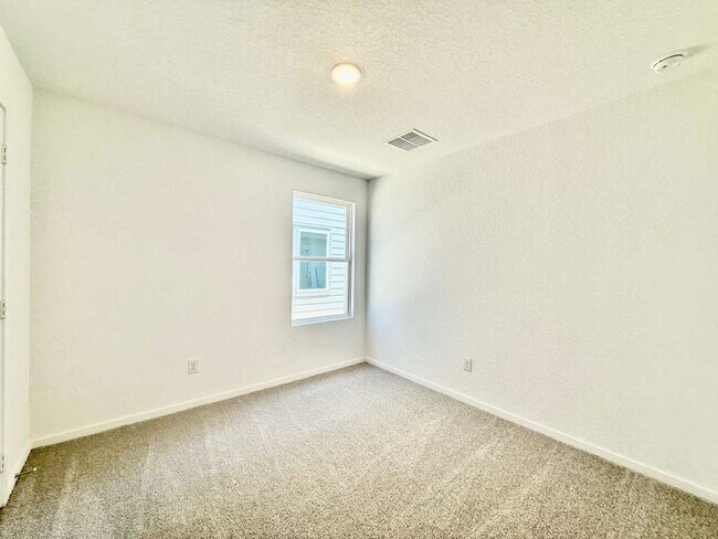 Photo - 10319 Munoz Mnr House