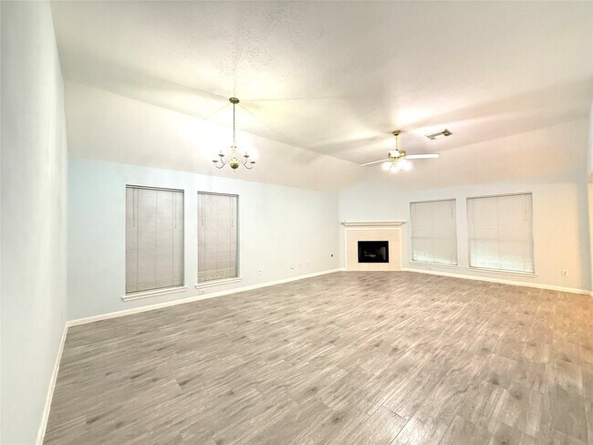 Foto del edificio - 20514 Westfield Estates Dr