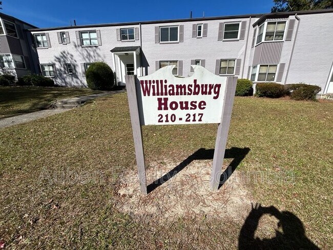 Foto del edificio - 4600 Fort Jackson Blvd