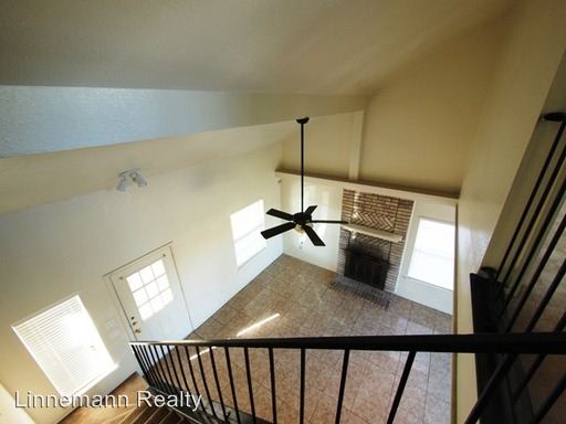Building Photo - 3703 Winchester Dr
