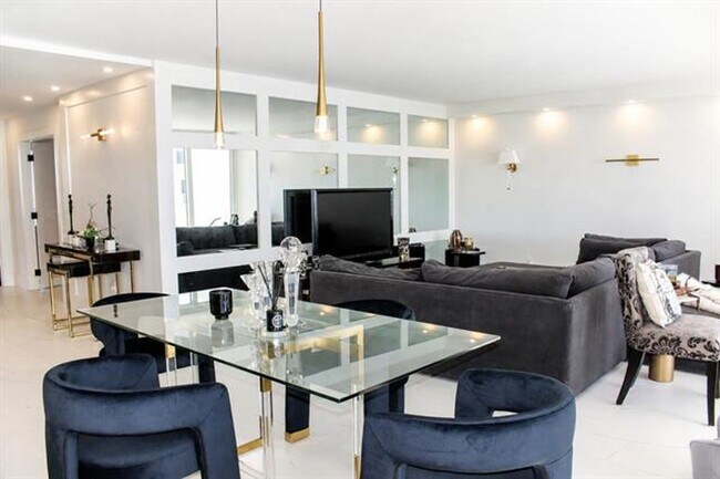 Foto del edificio - 4300 N Ocean Blvd