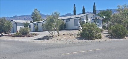 Building Photo - 840 E Country Place Rd