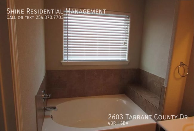 Building Photo - 2603 Tarrant County Dr
