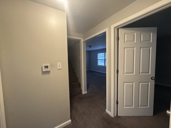 Building Photo - 6744 Bellefontaine Ave