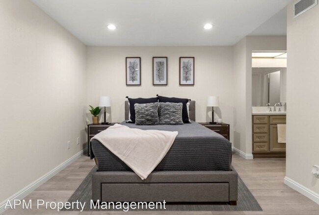 Foto del edificio - 2 br, 3 bath House - 14019 Leffingwell Rd