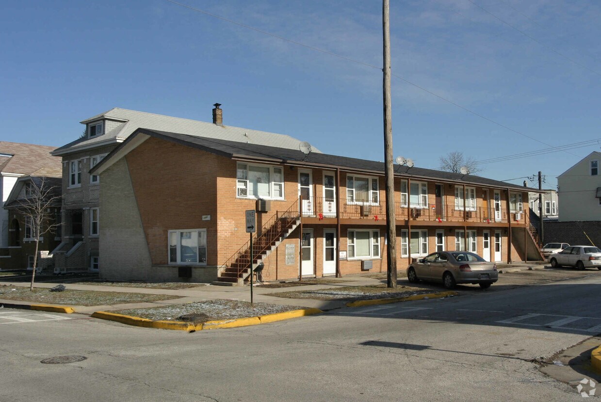 Primary Photo - 1445 S 51st Ct