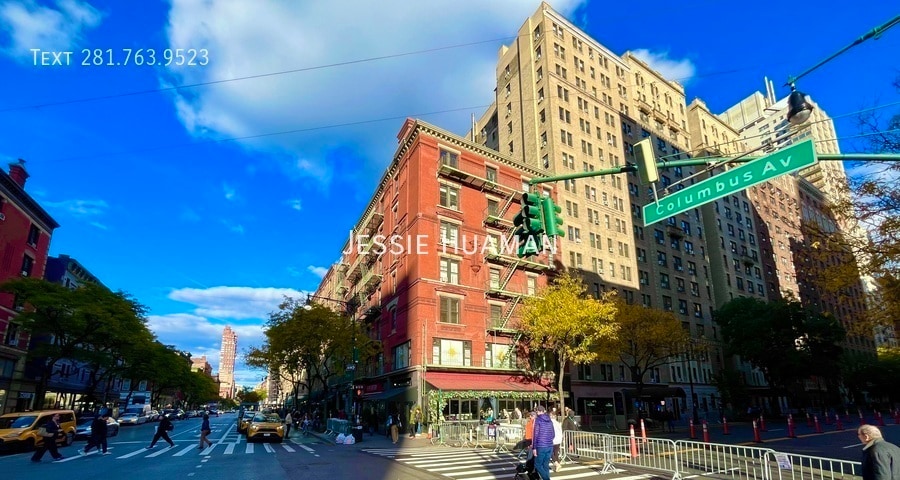 Foto principal - 53 W 72nd St