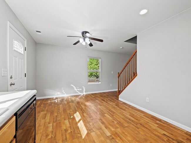 Foto del edificio - Newly Updated 3-Bed 2-Bath Home in Fort Collins, CO!