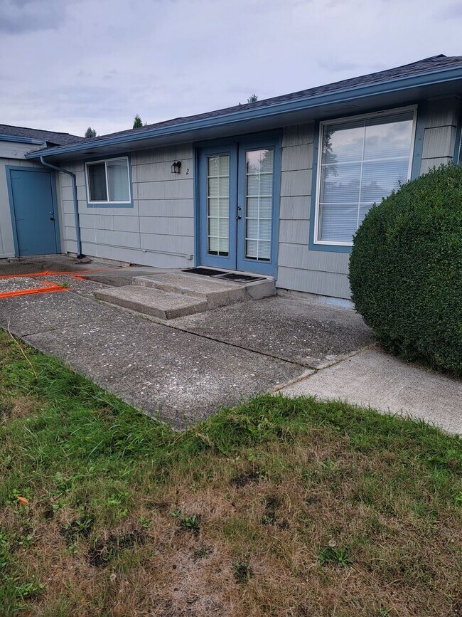 Foto del edificio - 10617 Westwood Dr SW