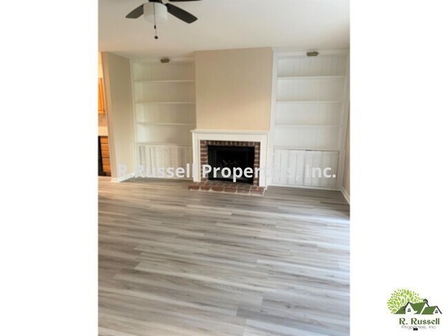 Building Photo - Nice 3 bedroom 2.5 bath Condo in Orlando area
