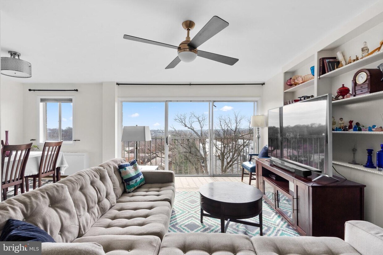 4241 VA244 Unit 605, Arlington, VA 22204 Room for Rent in Arlington