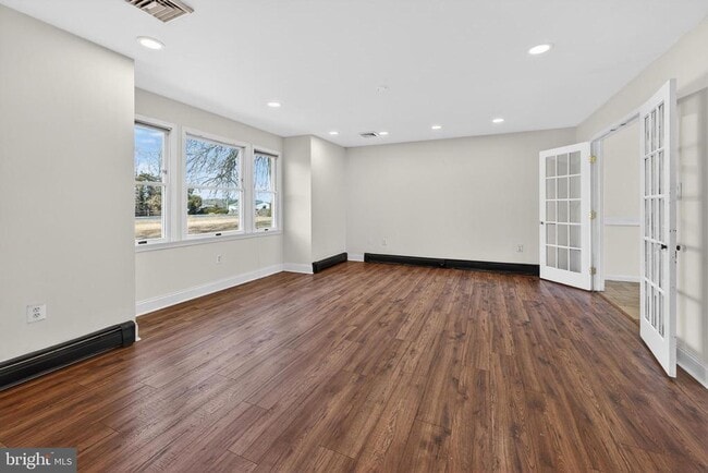 Foto del edificio - 27 Reeves Station Rd