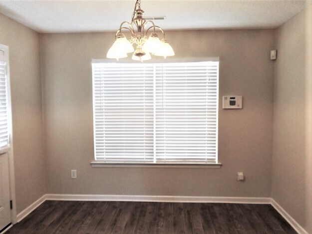 Foto del edificio - 7701 Brookdale Boulevard