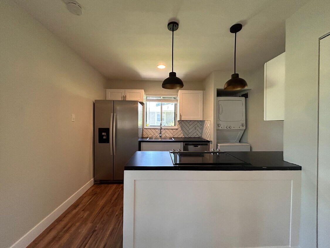 Primary Photo - $0. DEPOSIT OPTION. 2 BEDROOM CONDO WITH M...