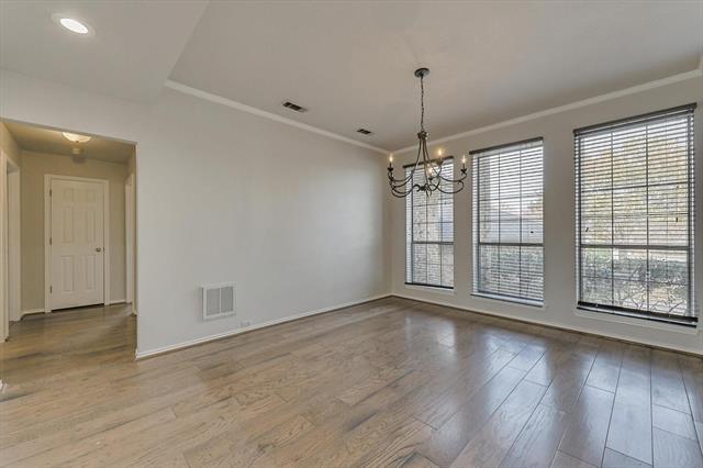 Foto del edificio - 4 Whittier Ct