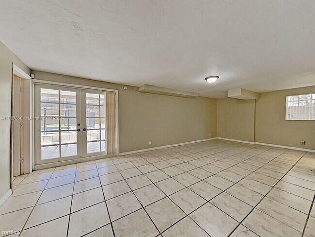Building Photo - 3 br, 2.5 bath House - 7960 SW 198th St