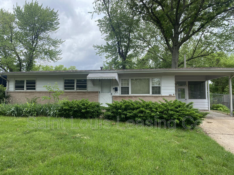 Foto principal - 2045 Thunderbird Ave