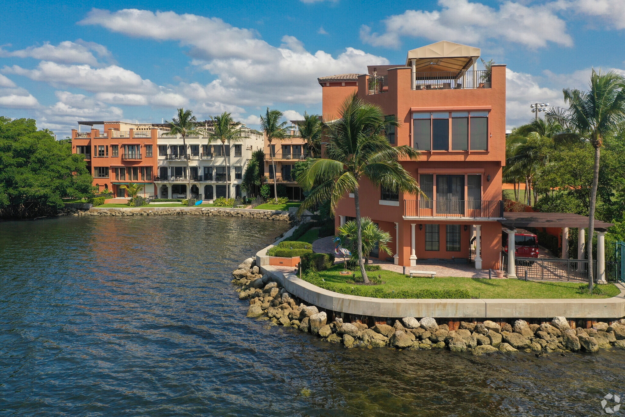 Cloisters On the Bay Guard