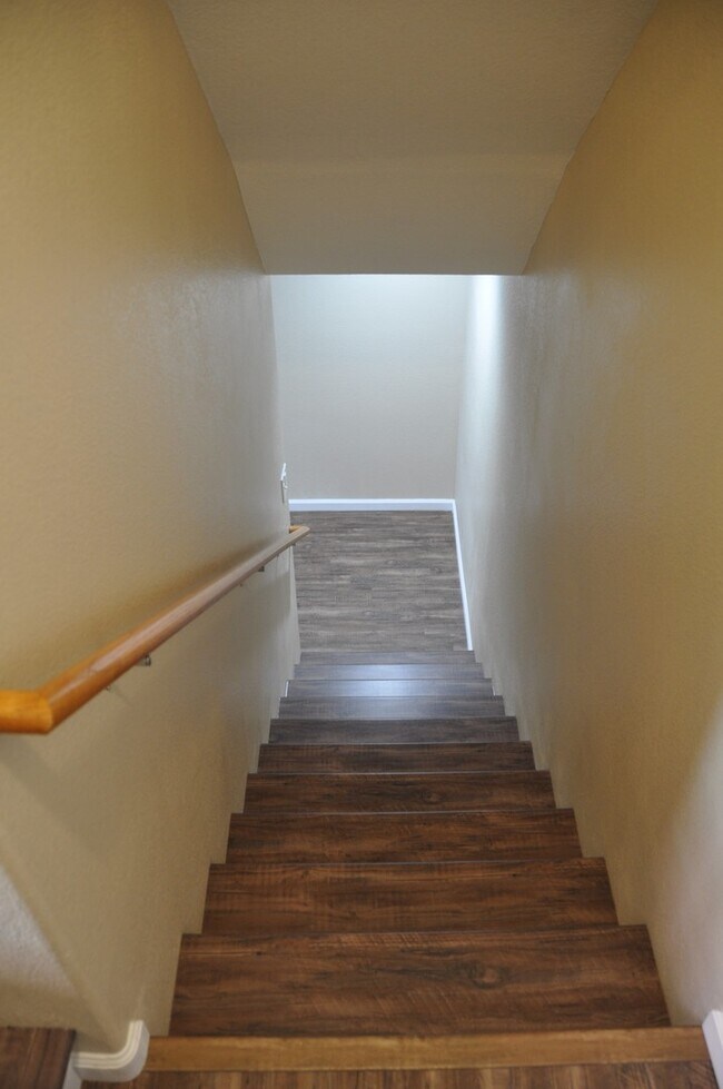 Foto del edificio - Stunning Town home in Mid Town!