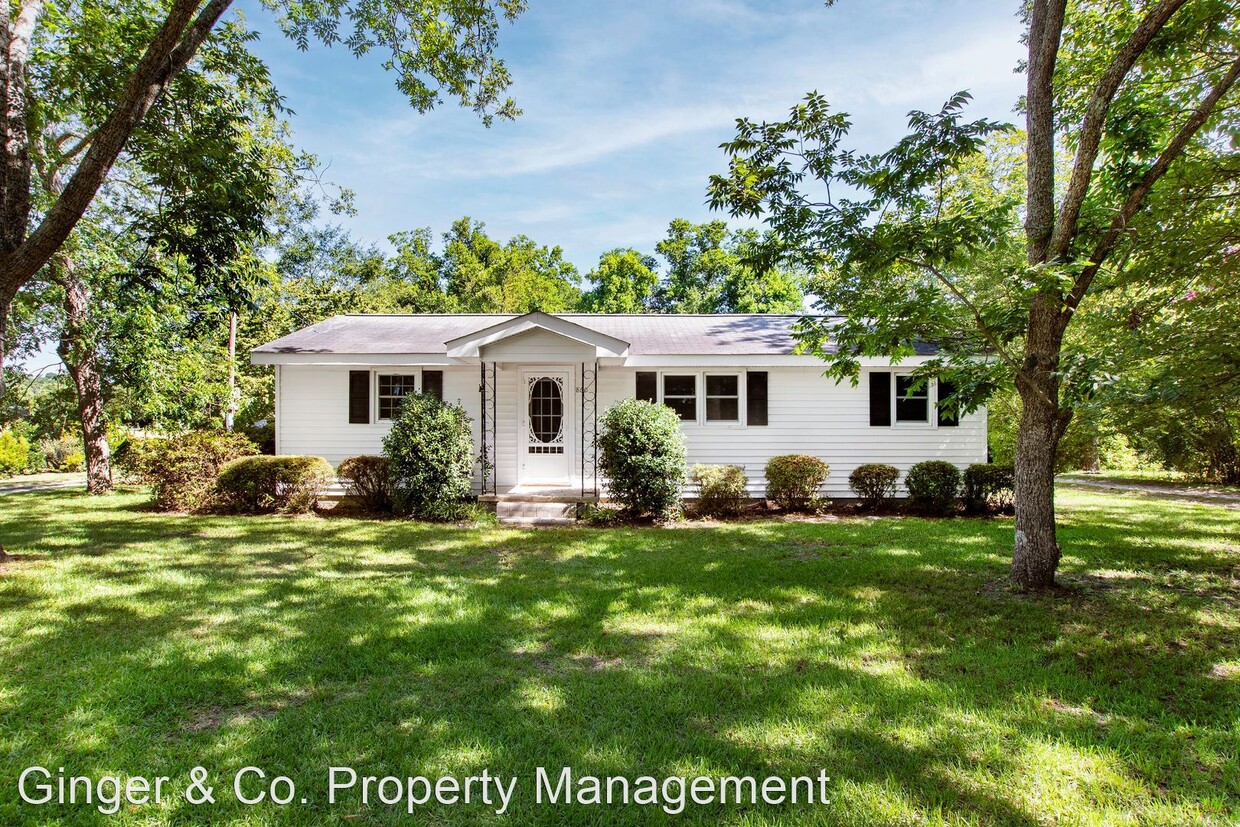 Foto principal - 3 br, 1 bath House - 860 Black Creek Rd