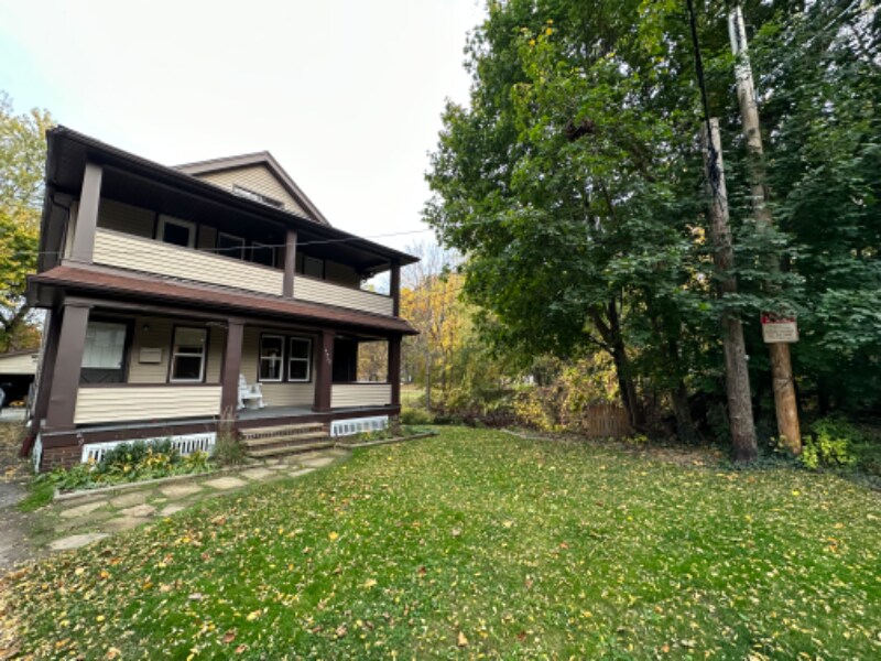 4507 W 12th St Unit Down, Cleveland, OH 44109 Room for Rent in Cleveland, OH