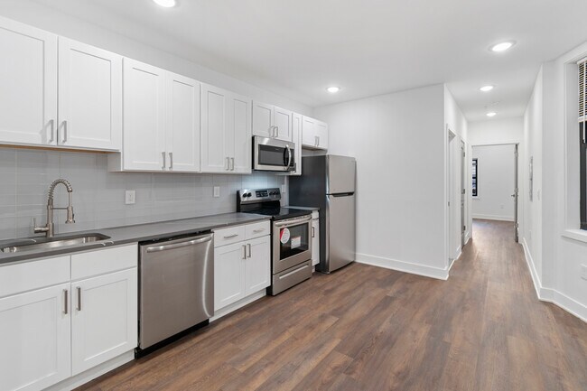 Building Photo - 1815 N 33rd St