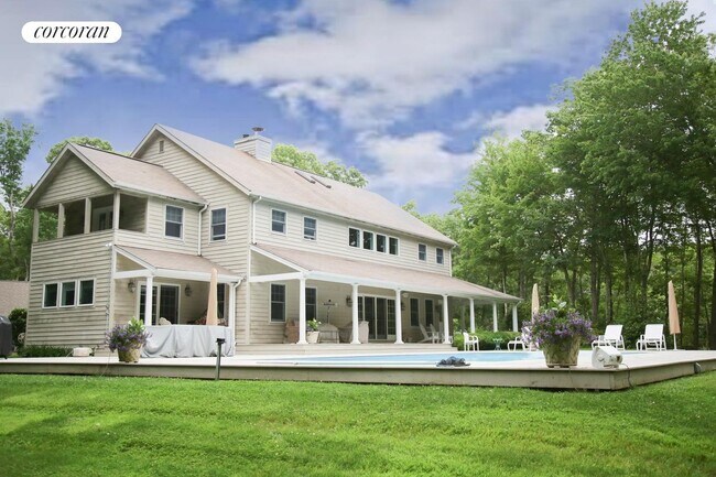 Building Photo - 39 Fresh Pond Rd